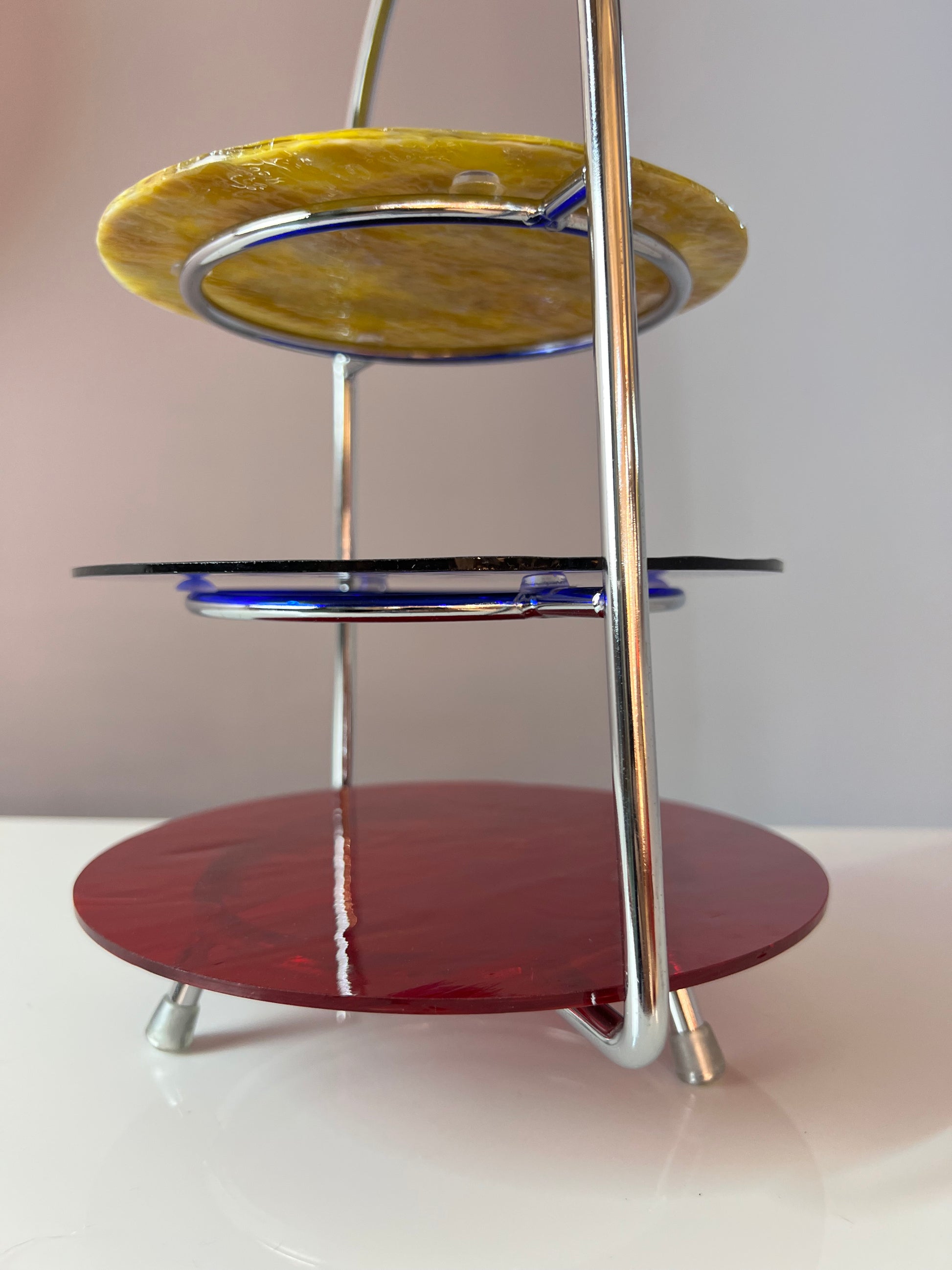 Etagere rot blau gelb Glas & Chrom