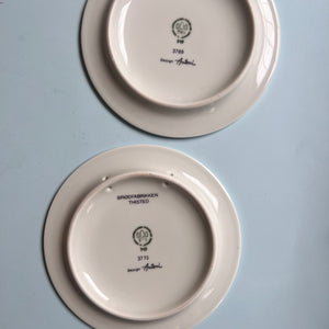Set: 2x Sammelteller / Wandteller blau von Ib Antoni für Bing & Grøndahl