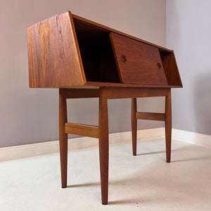 Kommode No. 31 Teak von Aksel Kjersgaard