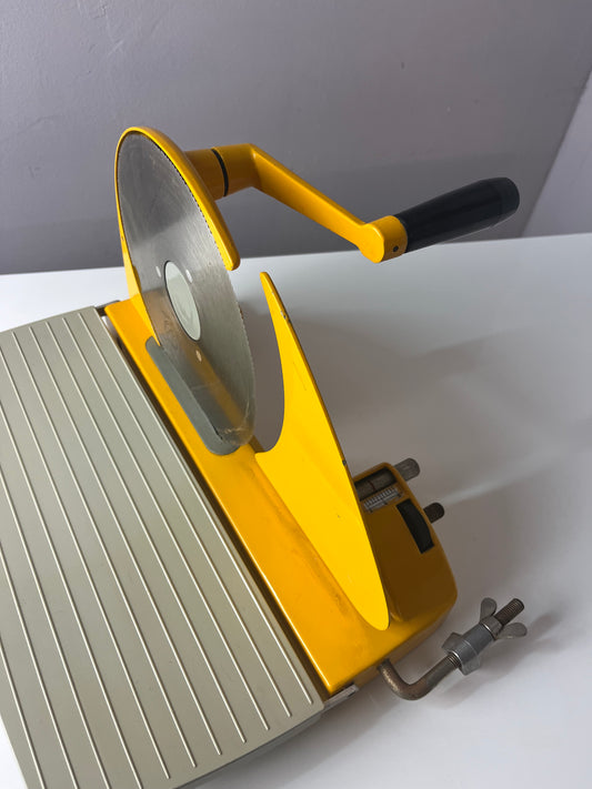 Schneidemaschine gelb von Eva aus Dänemark