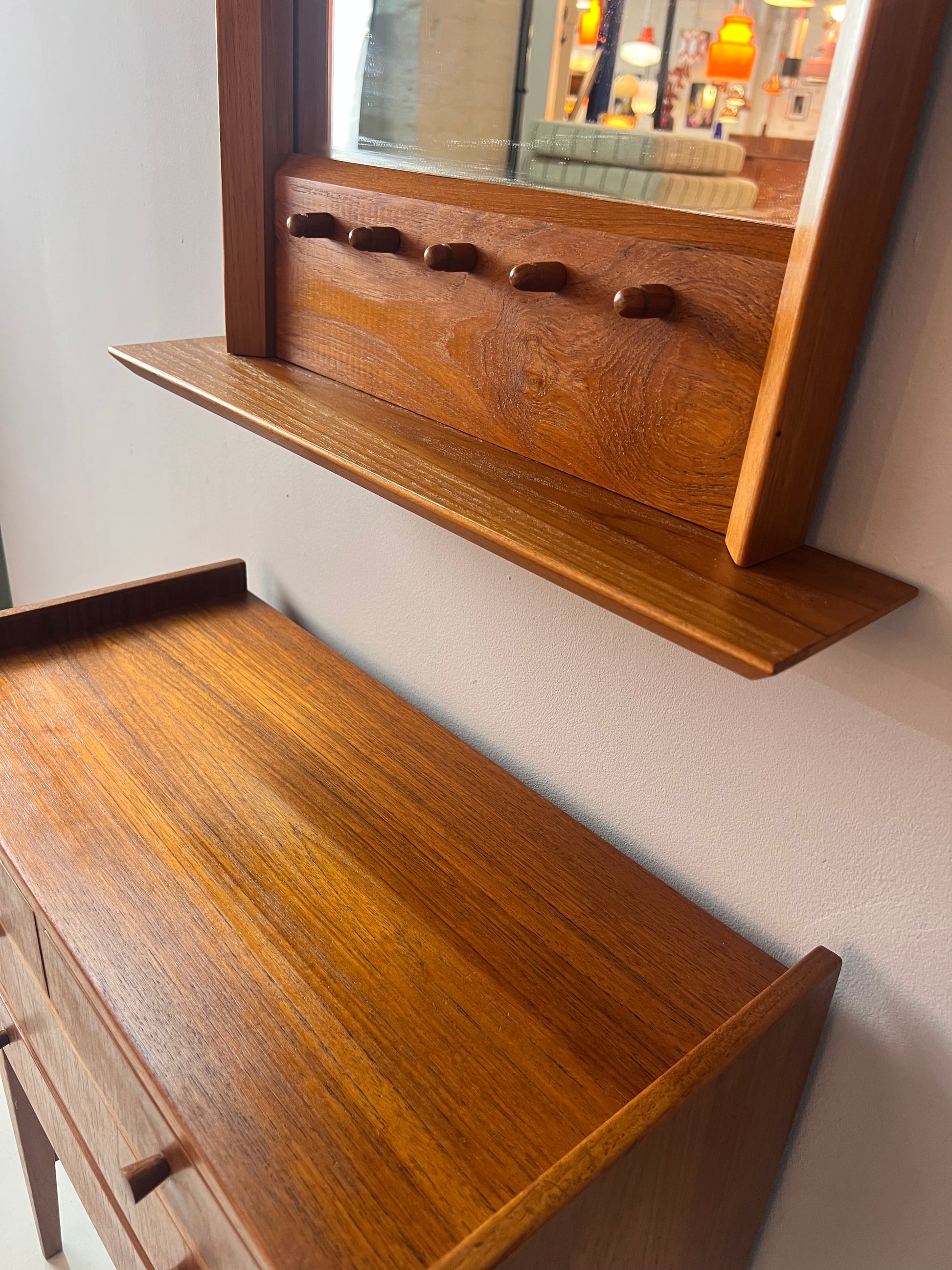 Set: Kommode mit Spiegel Teak
