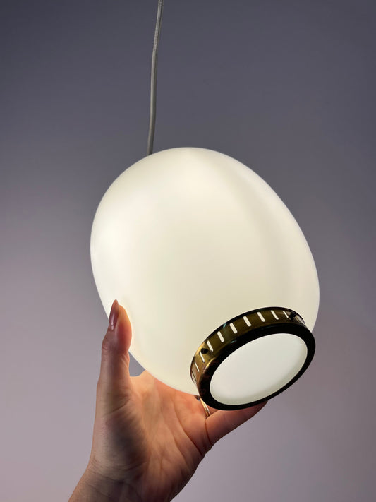 Hängelampe Kina Opalglas Messing von Bent Karlby für Lyfa