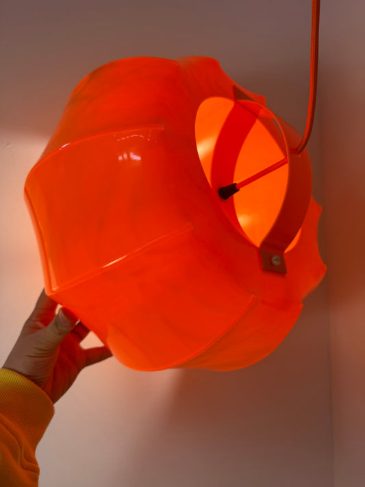 Hängelampe orange mit orangem Kabel von Ilka Plast