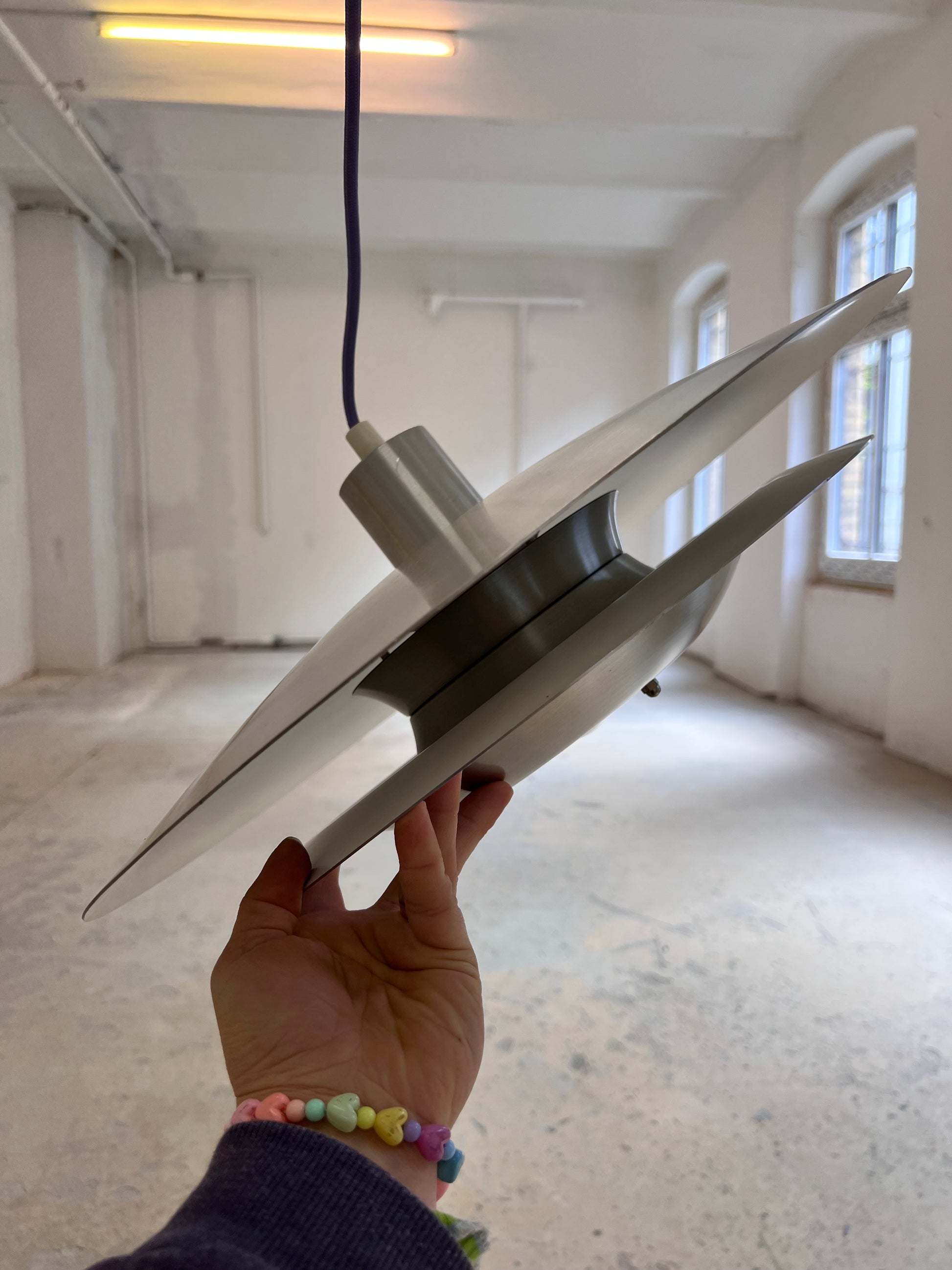 Lamellenlampe lila silber aus Dänemark