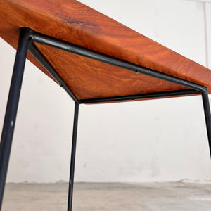 Beistelltisch Dreieck Teak aus Dänemark