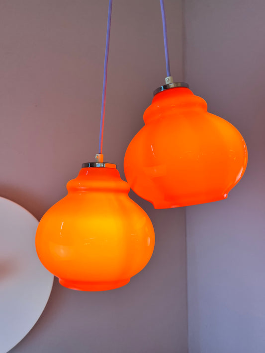 Hängelampe orange Glas aus Westddeutschland