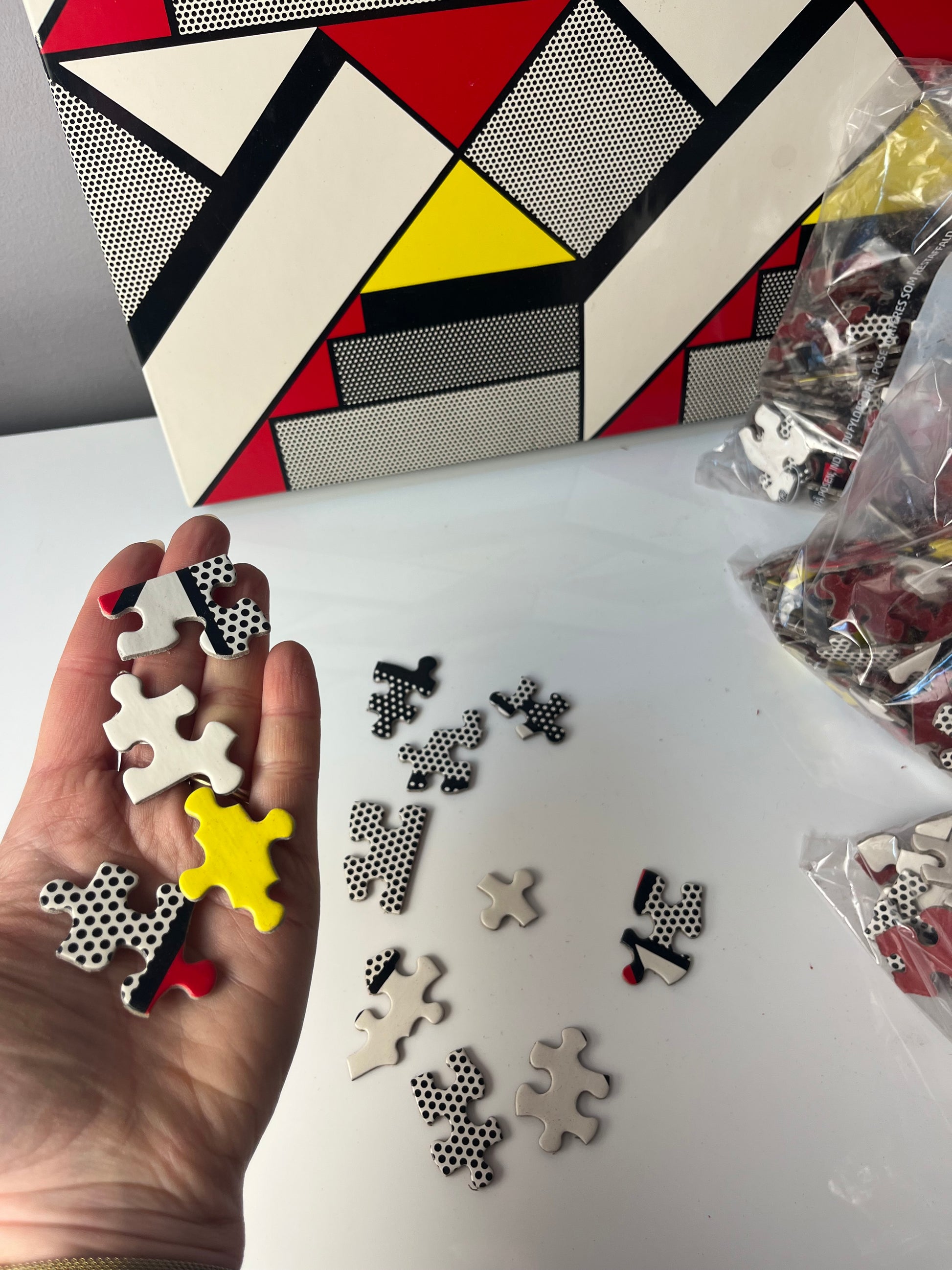Puzzle "Modular Painting With Four Panels No. 5" von Roy Lichtenstein für Springbok Editions