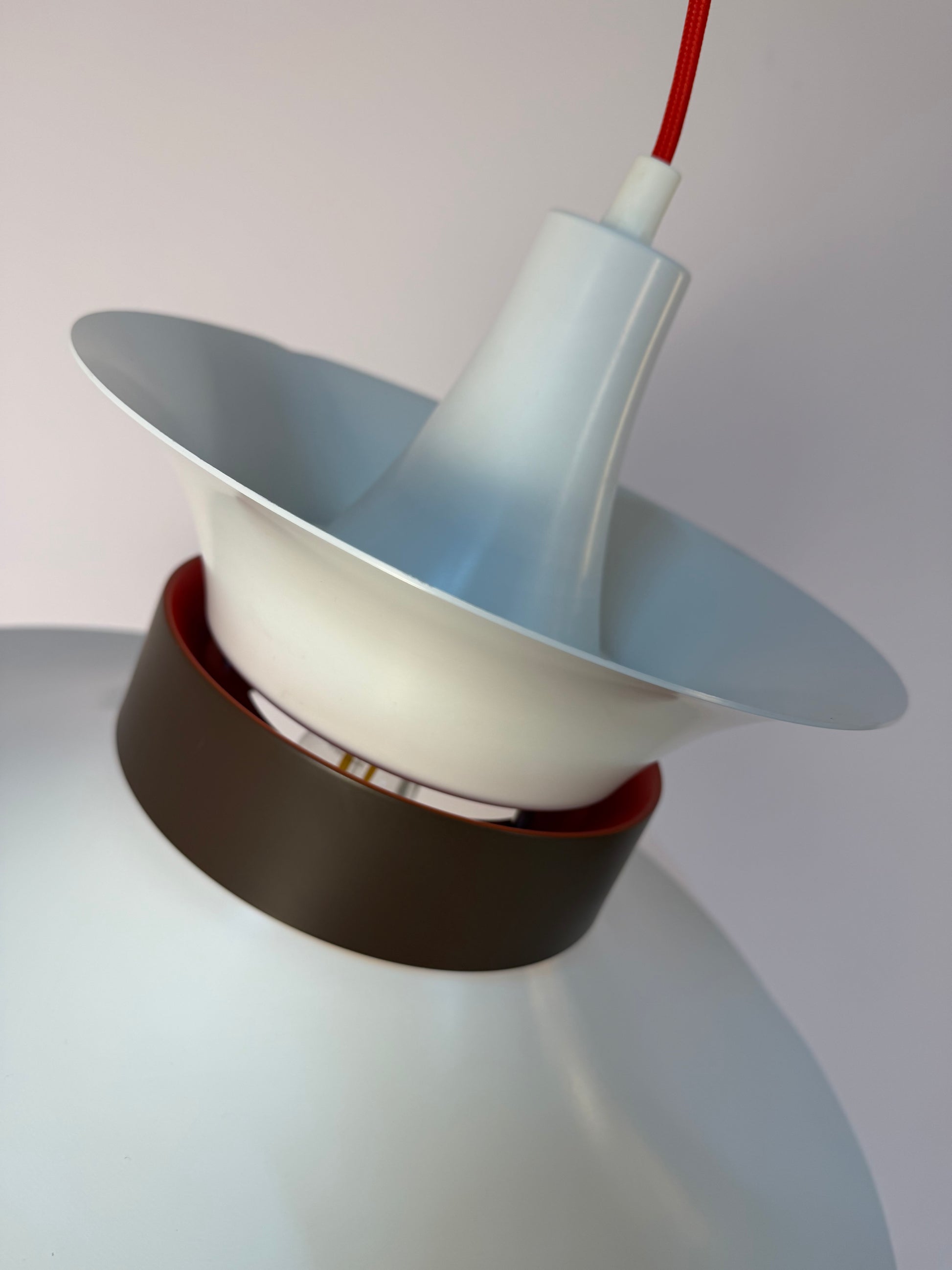 Lamellenlampe weiß schwarz von Bent Nordsted für Lyskaer Belysning