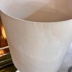 Space Age Tischlampe Metall mit Schirm aus Rohseide