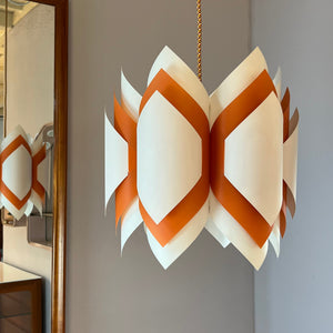 Hängelampe Ballet orange weiß von Lars Schiøler für P.J. Høyrup