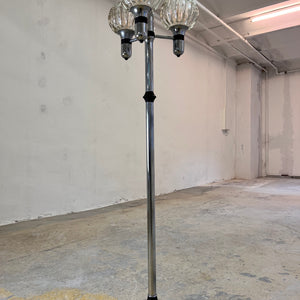 Stehlampe Chrom 70er
