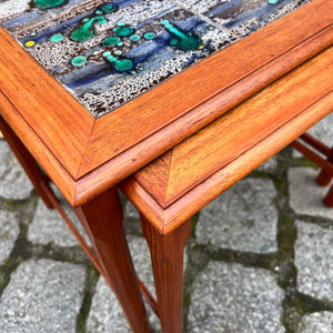 Satztische grau grün Fliesen Teak aus Dänemark