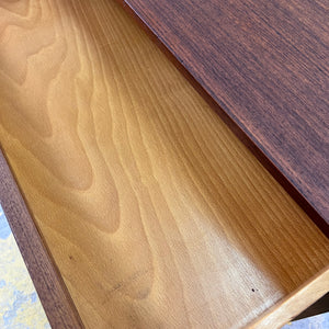 Kommode Nachtschrank Teak auf Hairpinlegs aus Dänemark