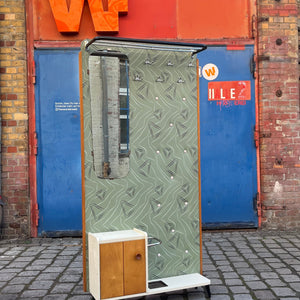 Wandgarderobe mintgrün mit Spiegel, Schrank & Schirmständer