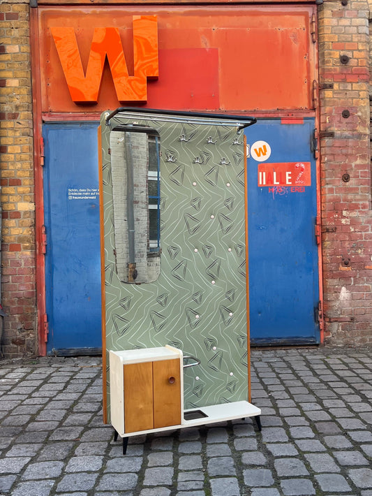 Wandgarderobe mintgrün mit Spiegel, Schrank & Schirmständer
