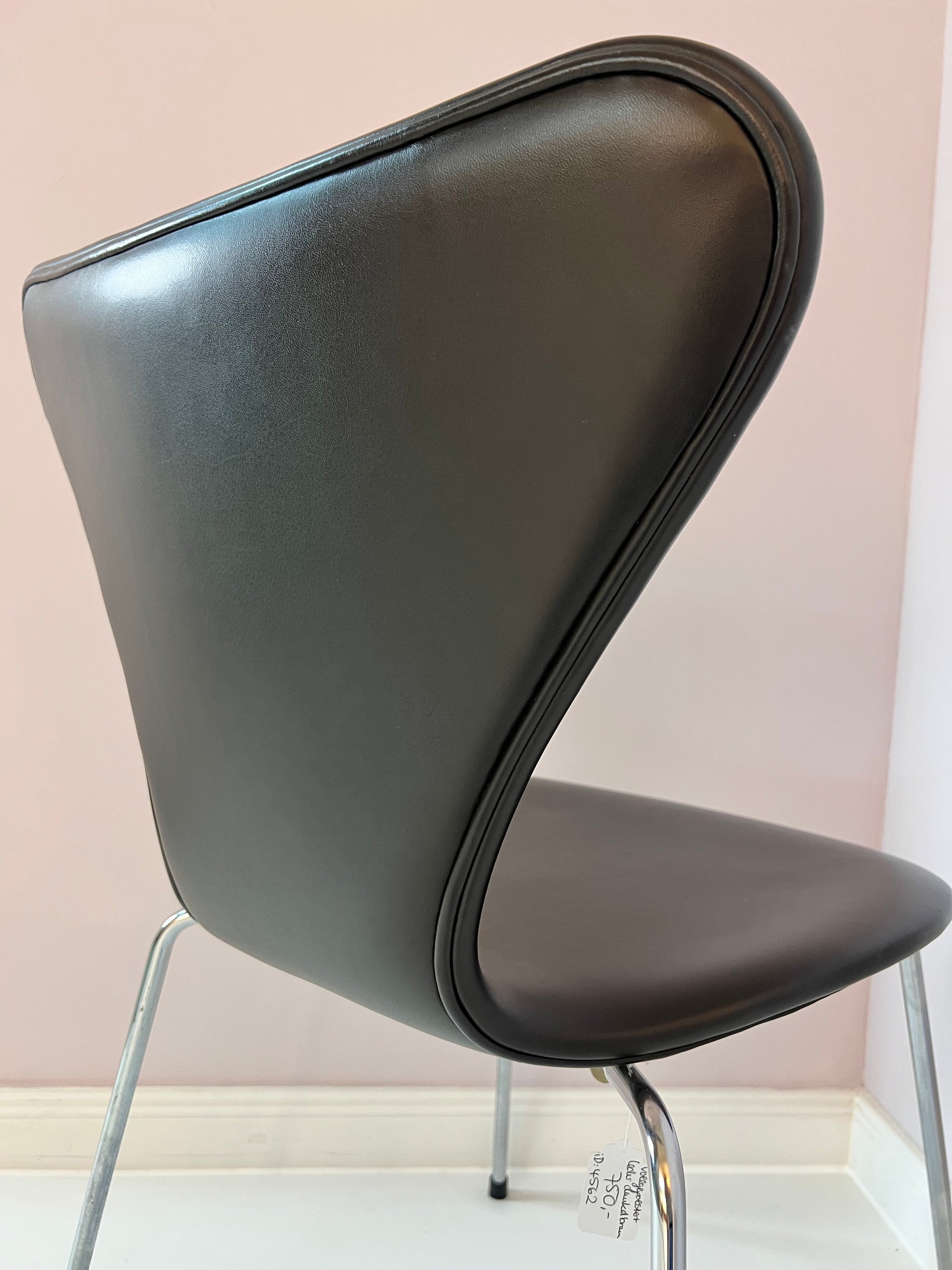 Polsterstuhl Serie 7 dunkelbraun Echtleder von Arne Jacobsen für Fritz Hansen