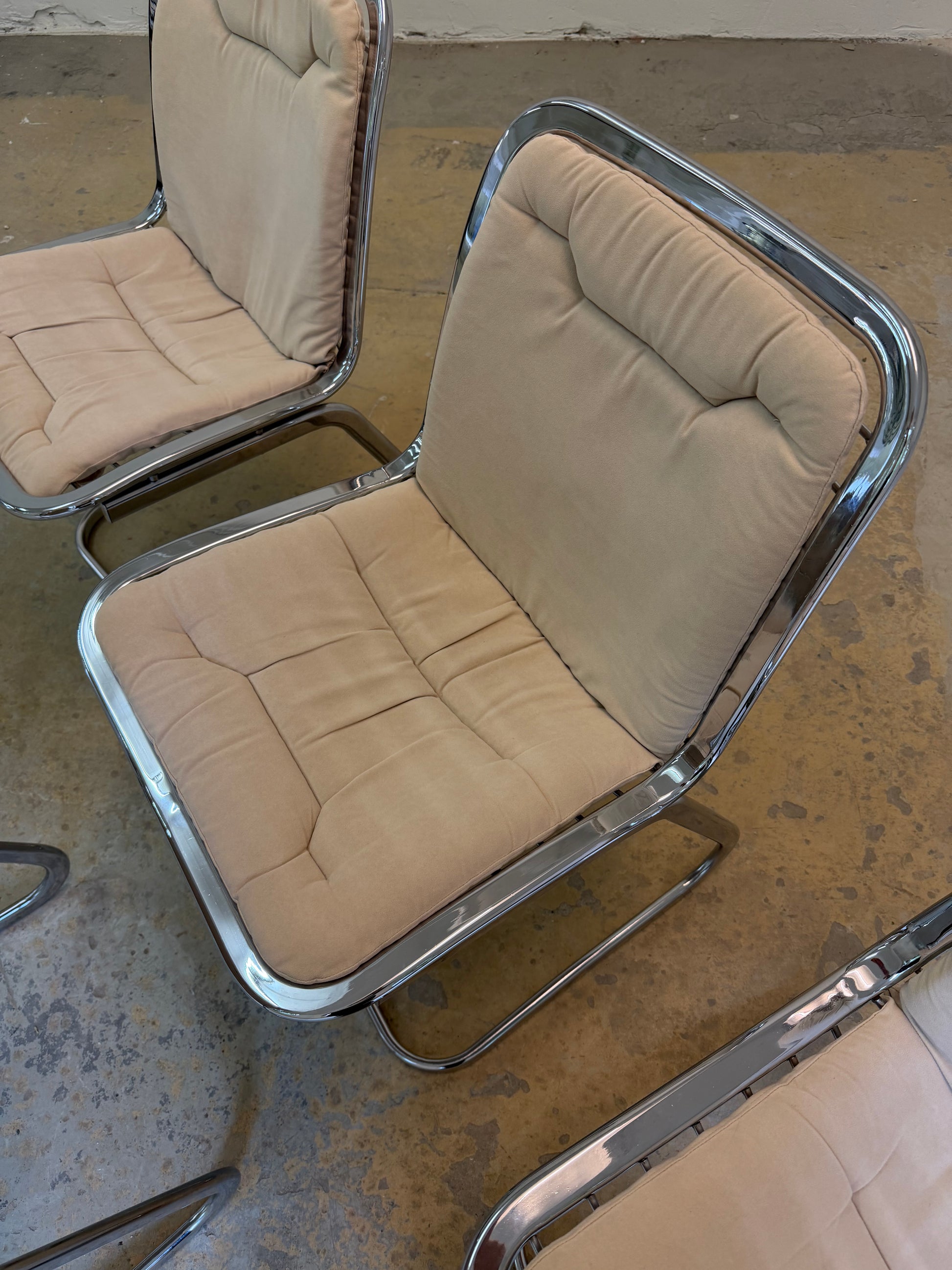 Set: 4x Freischwinger Chrom mit Sitzpolster creme von Gastone Rinaldi für Rima