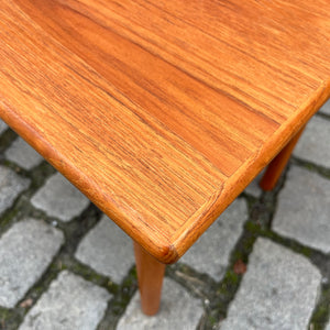 Couchtisch Teak mit Ablage aus Dänemark