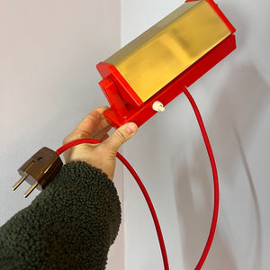 Wandleuchte rot gold von Lyfa