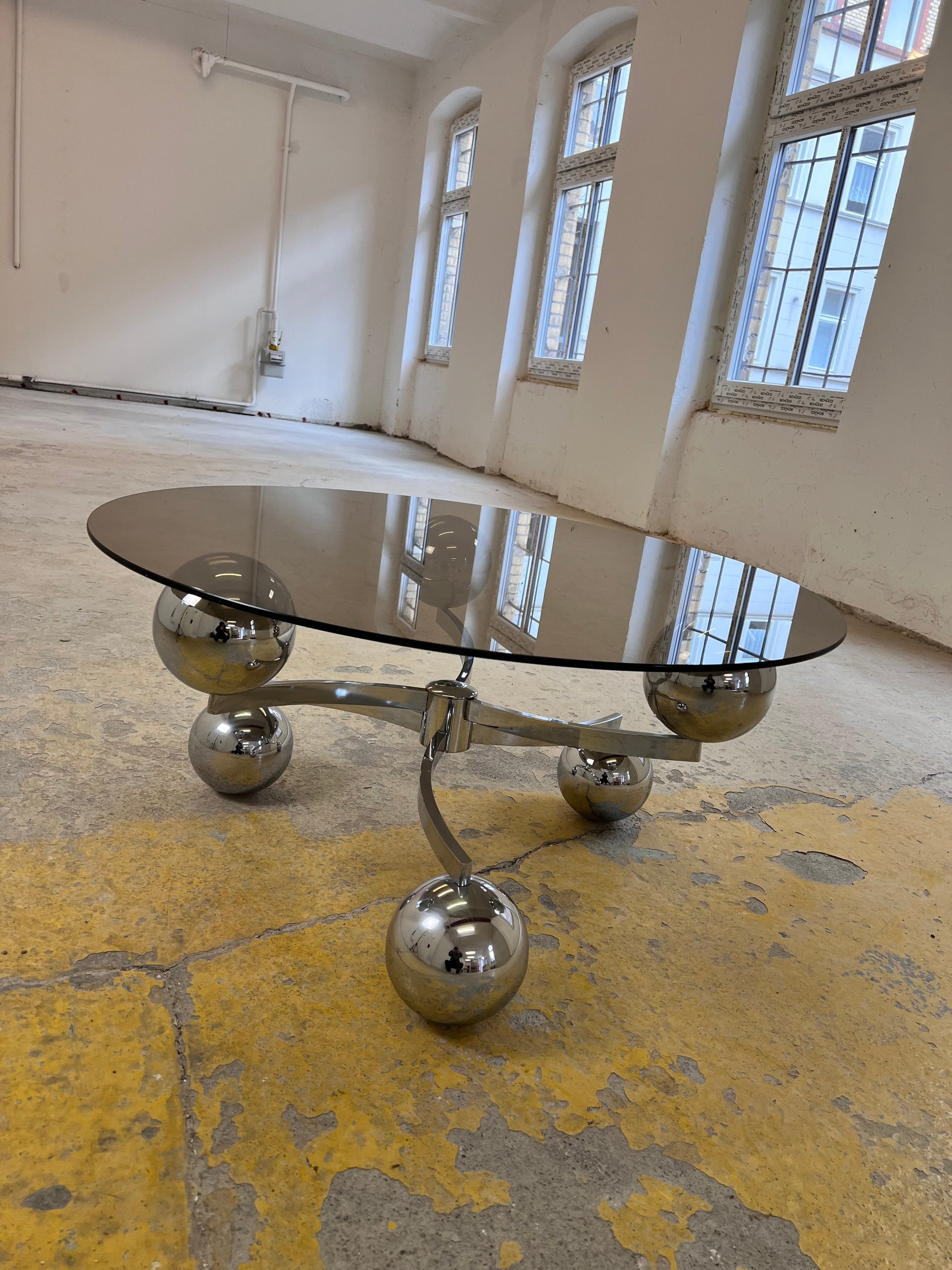 Couchtisch „Atomic“ Glas & Chrom