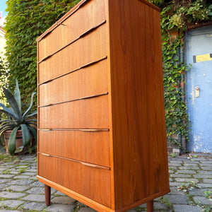 Tallboy Kommode Teak mit Schloss aus Dänemark