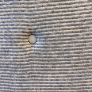 Dreisitzer Sofa 