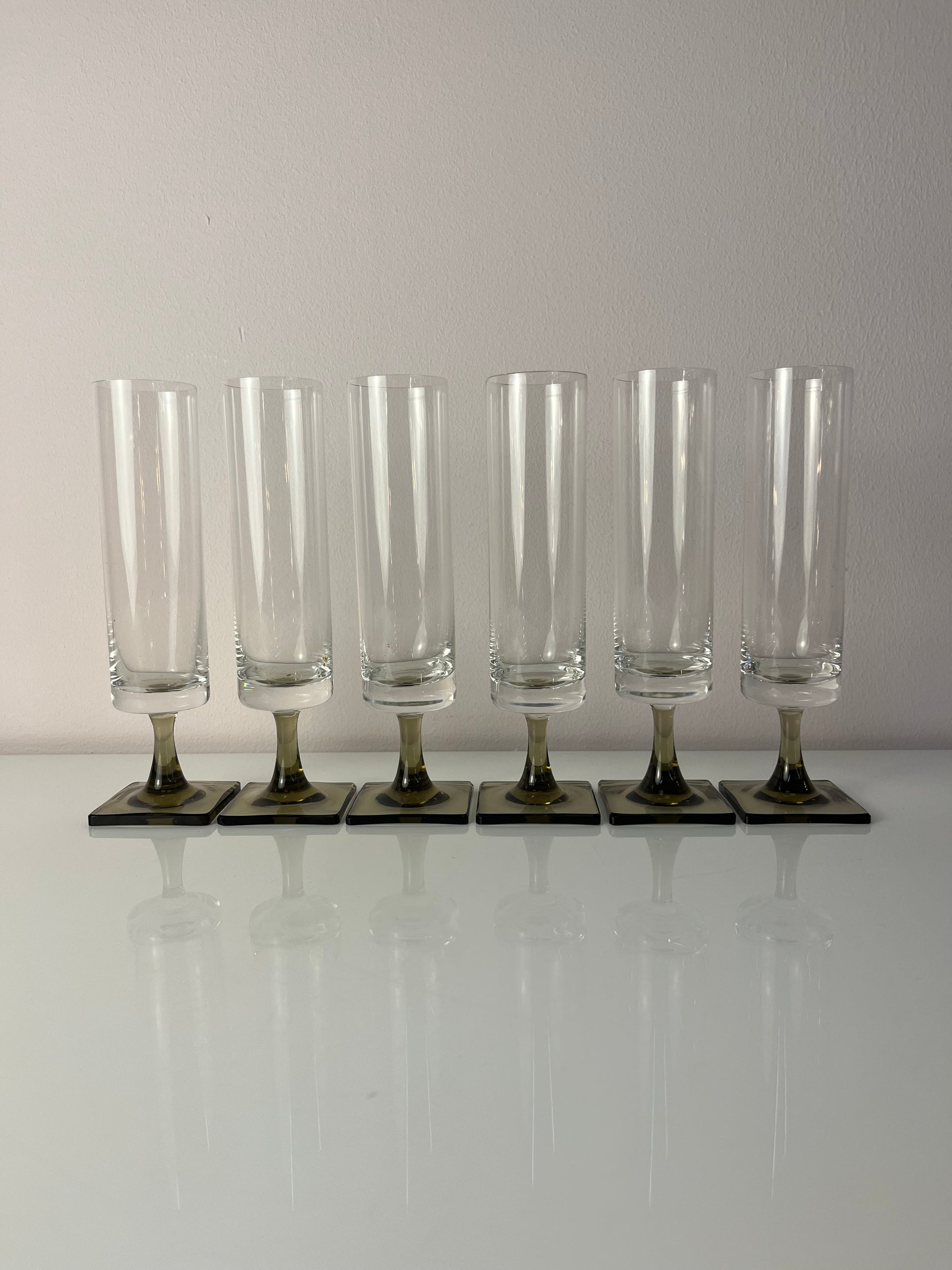 Set: 6x Sektkelch Modell Berlin mit Rauchfuß von Georg Jensen für Rosenthal