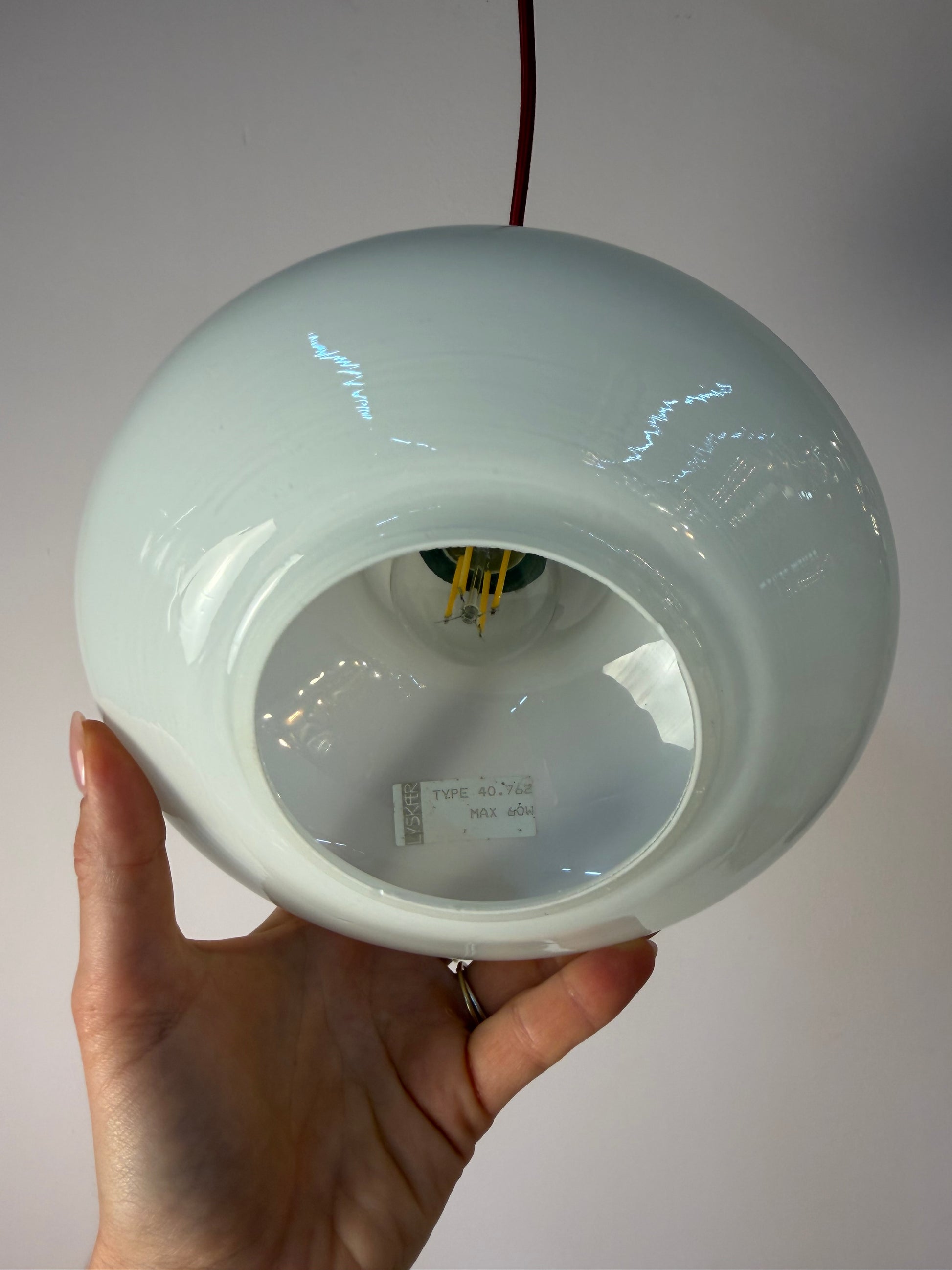 Hängelampe weiß glänzend Glas von Lyskær