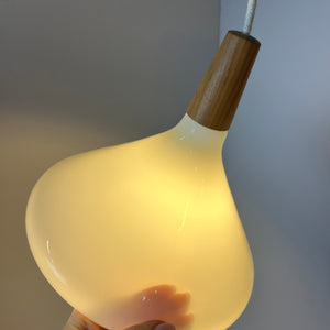 Hängelampe weiß Glas
