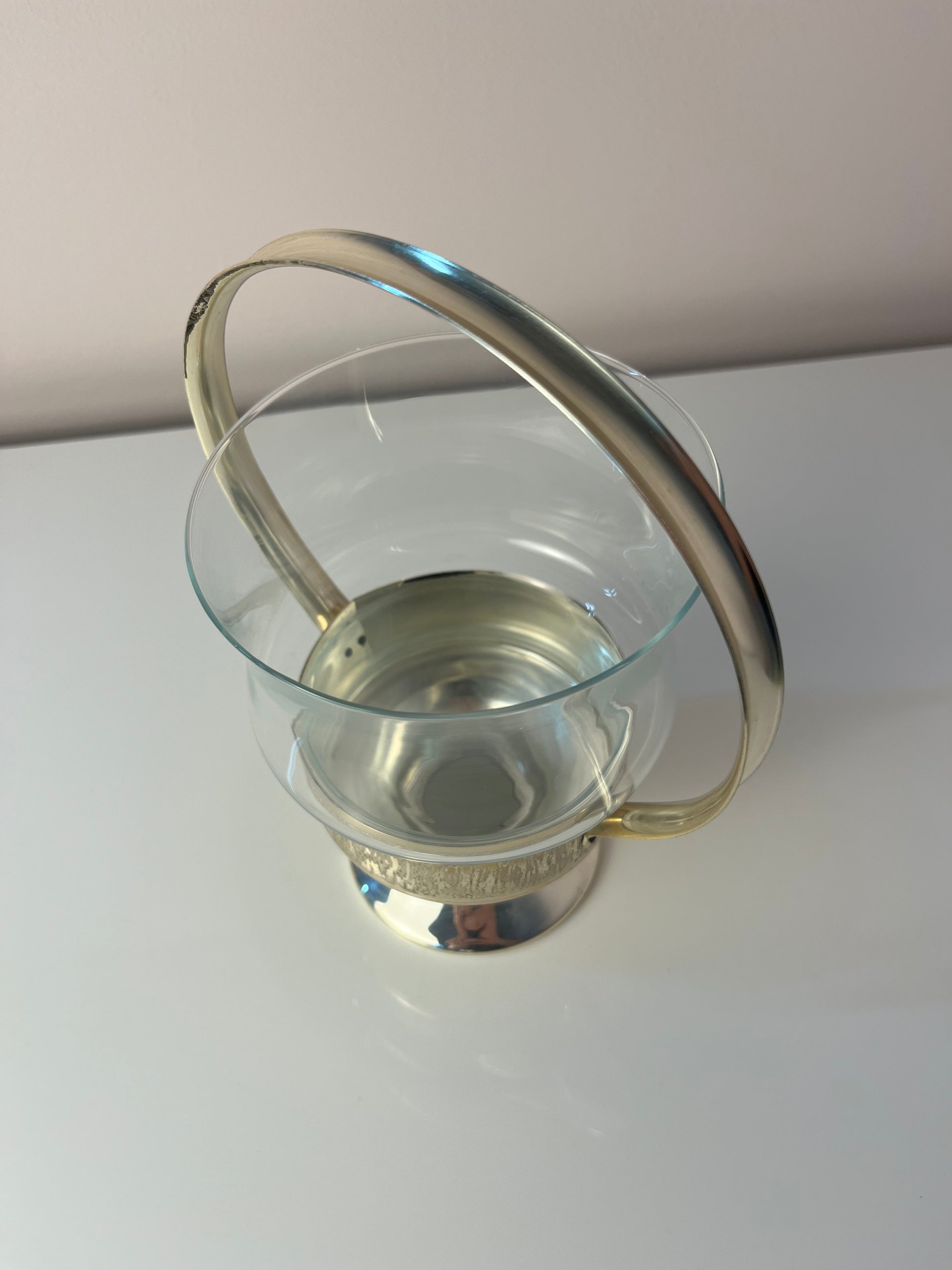 Henkelschale versilbert mit Glaseinsatz