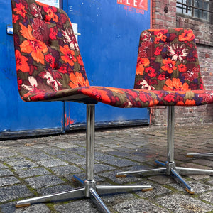 Set: 4x Drehstuhl rot floral von EKA Wohnmöbel