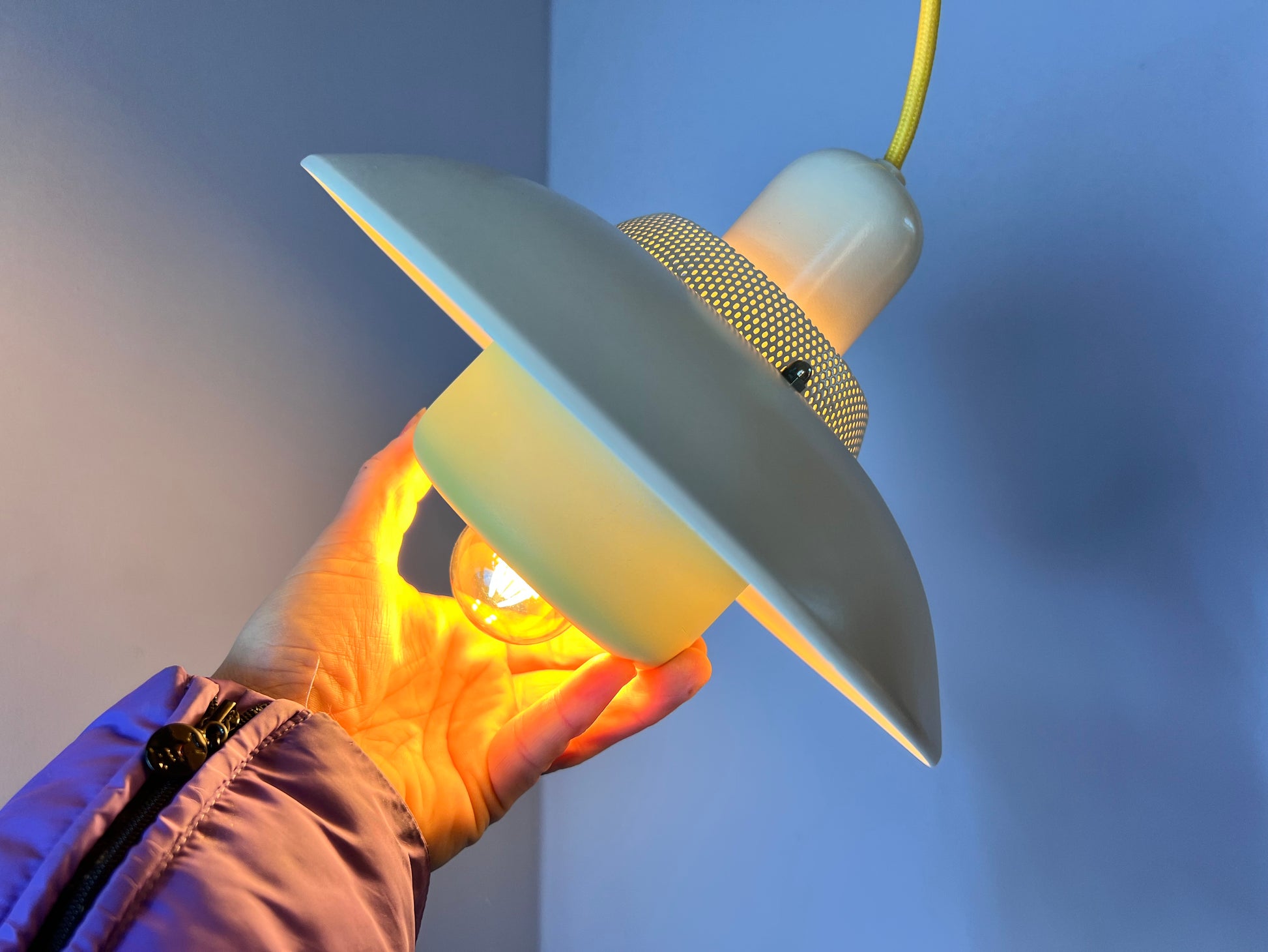 Lamellenlampe neu lackiert gelb creme