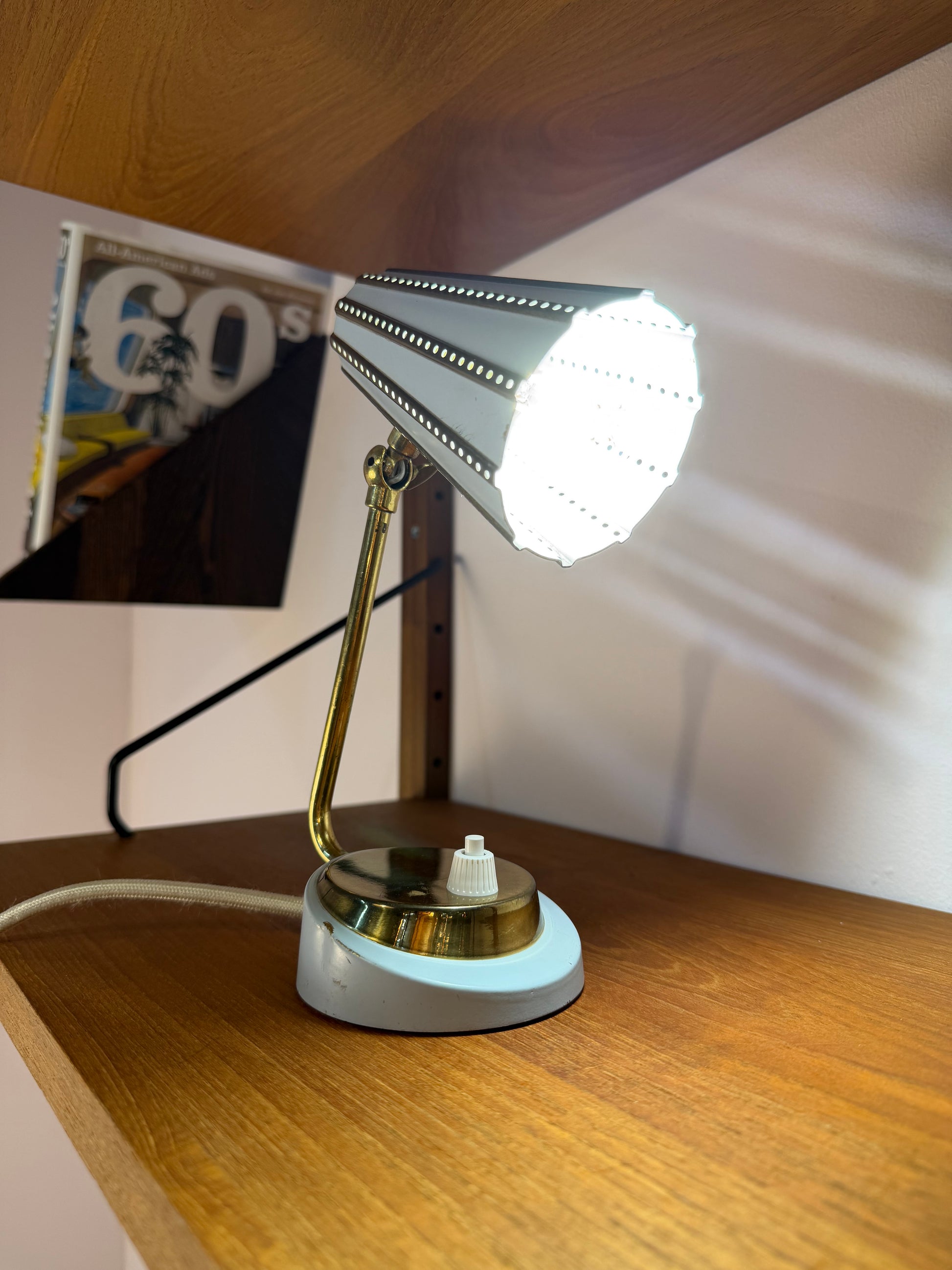 Tischlampe creme Messing von Robert Pfäffle