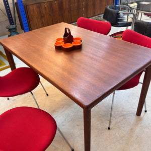 Esstisch Teak von Henning Kjaernulf