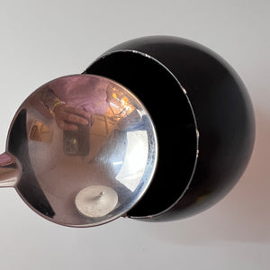 Kugelaschenbecher schwarz Chrom von Quist