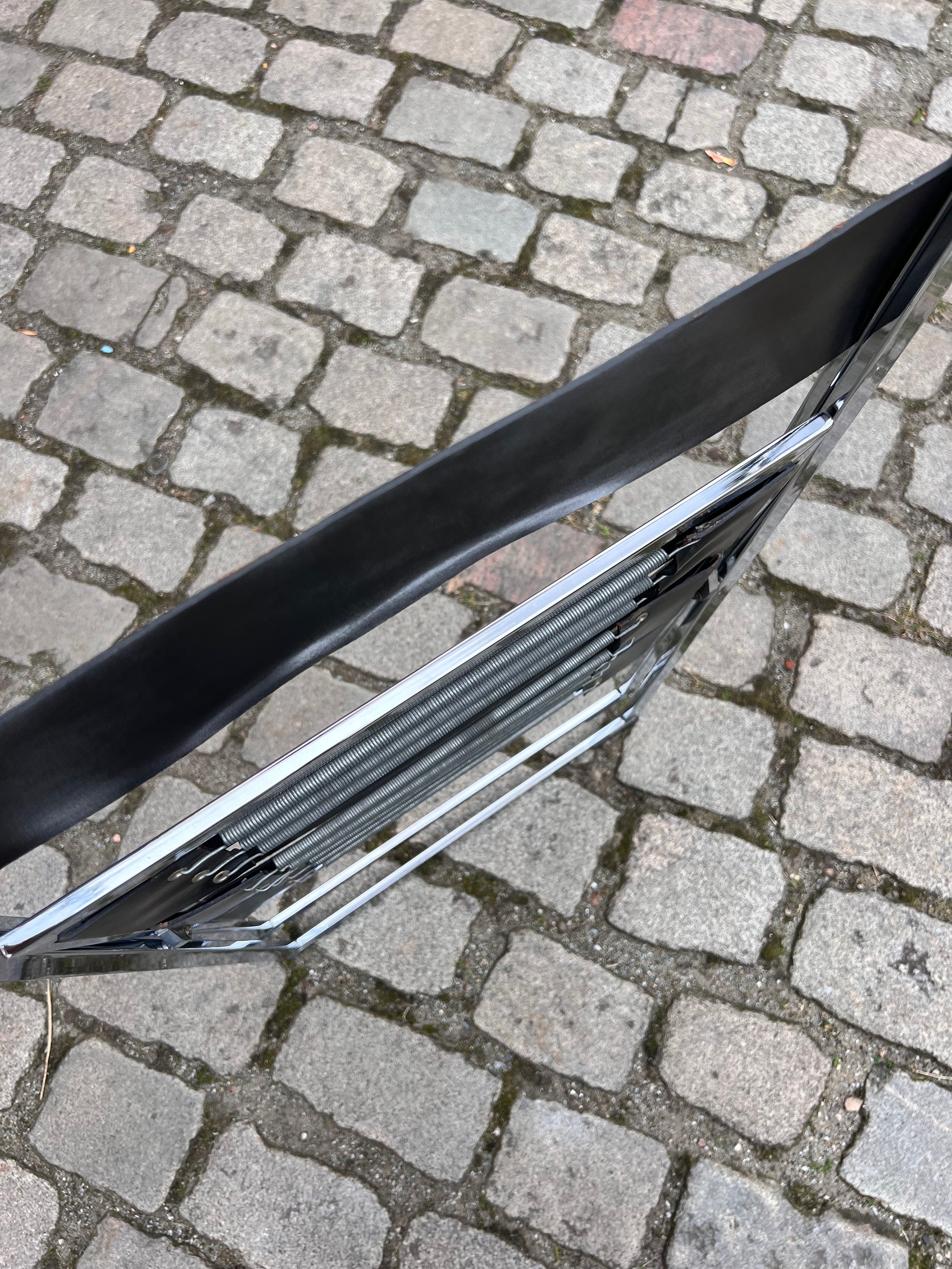 Klappstuhl Vono Echtleder Chrom von Interlübke