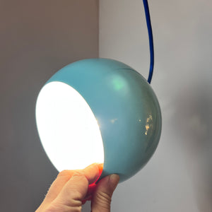 Kugellampe hellblau aus Dänemark