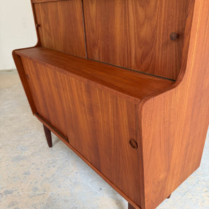 Bücherregal Teak mit Schiebetüren aus Dänemark