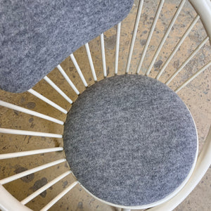 Circle Chair weiß von Yngve Ekström für Swedese