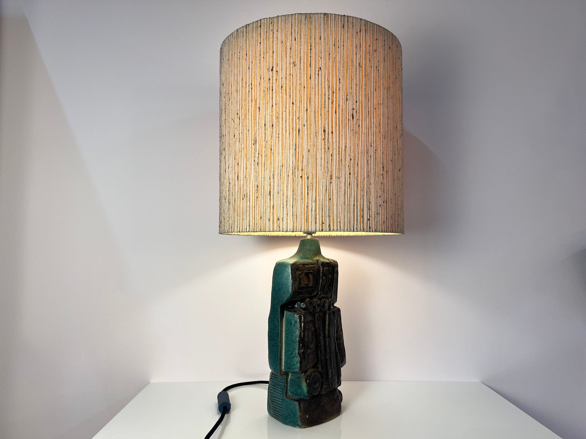 Tischlampe türkis beige Keramik von Bernard Rooke