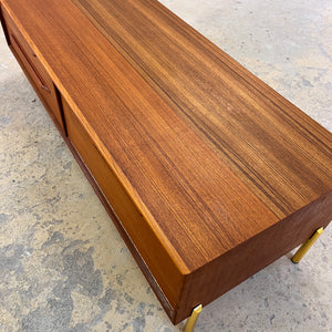 Lowboard Teak mit neuen Metallbeinen von rt Möbel
