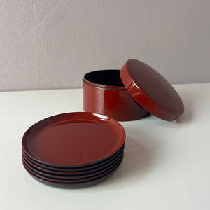 Set: 6x Untersetzer weinrot in Dose von Laurids Lønborg