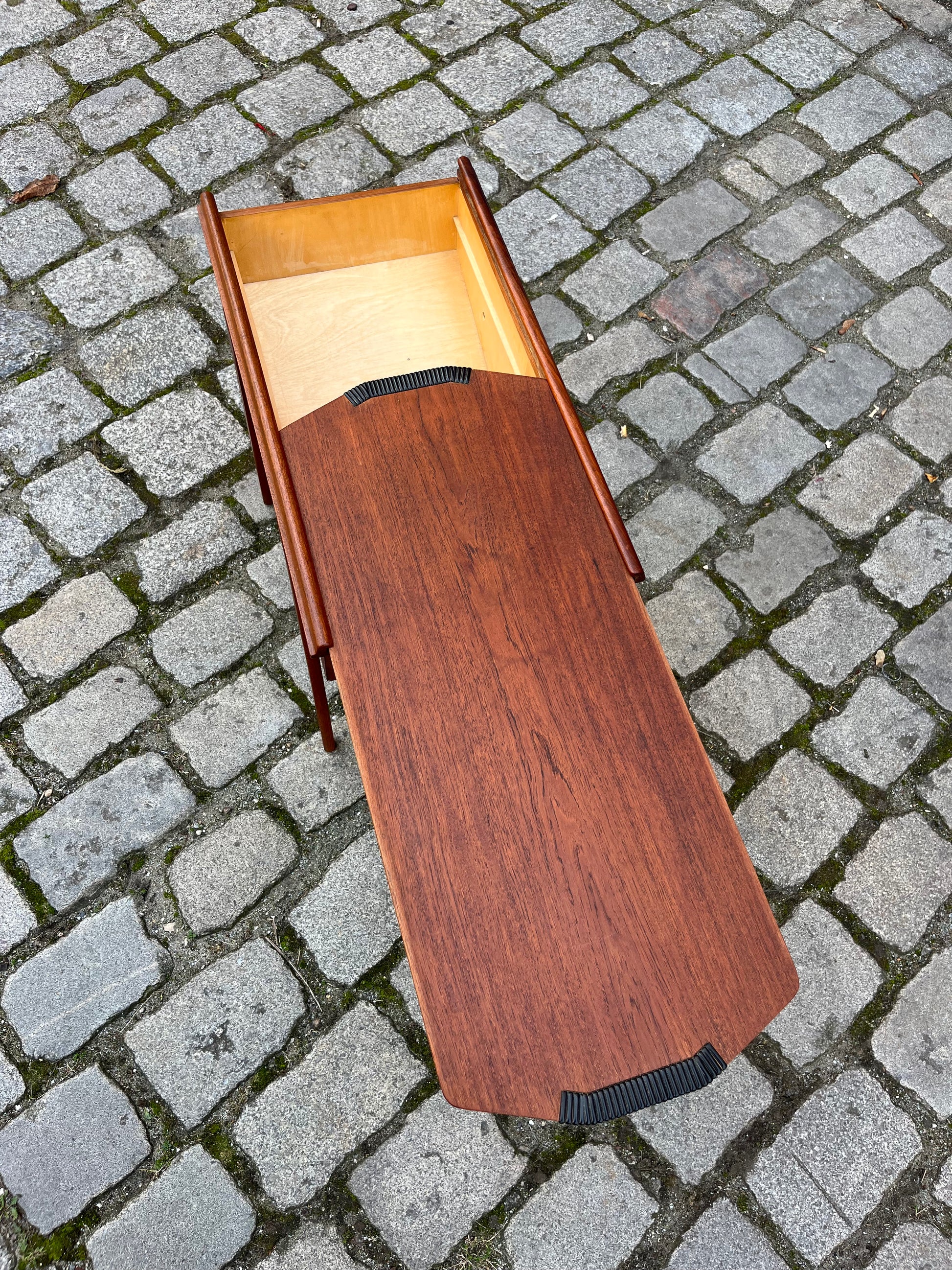 Beistelltisch / Nähkasten Teak aus Dänemark