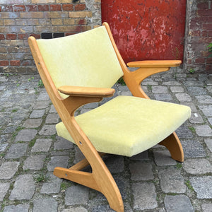 Sessel Z limettengrün neu gepolstert