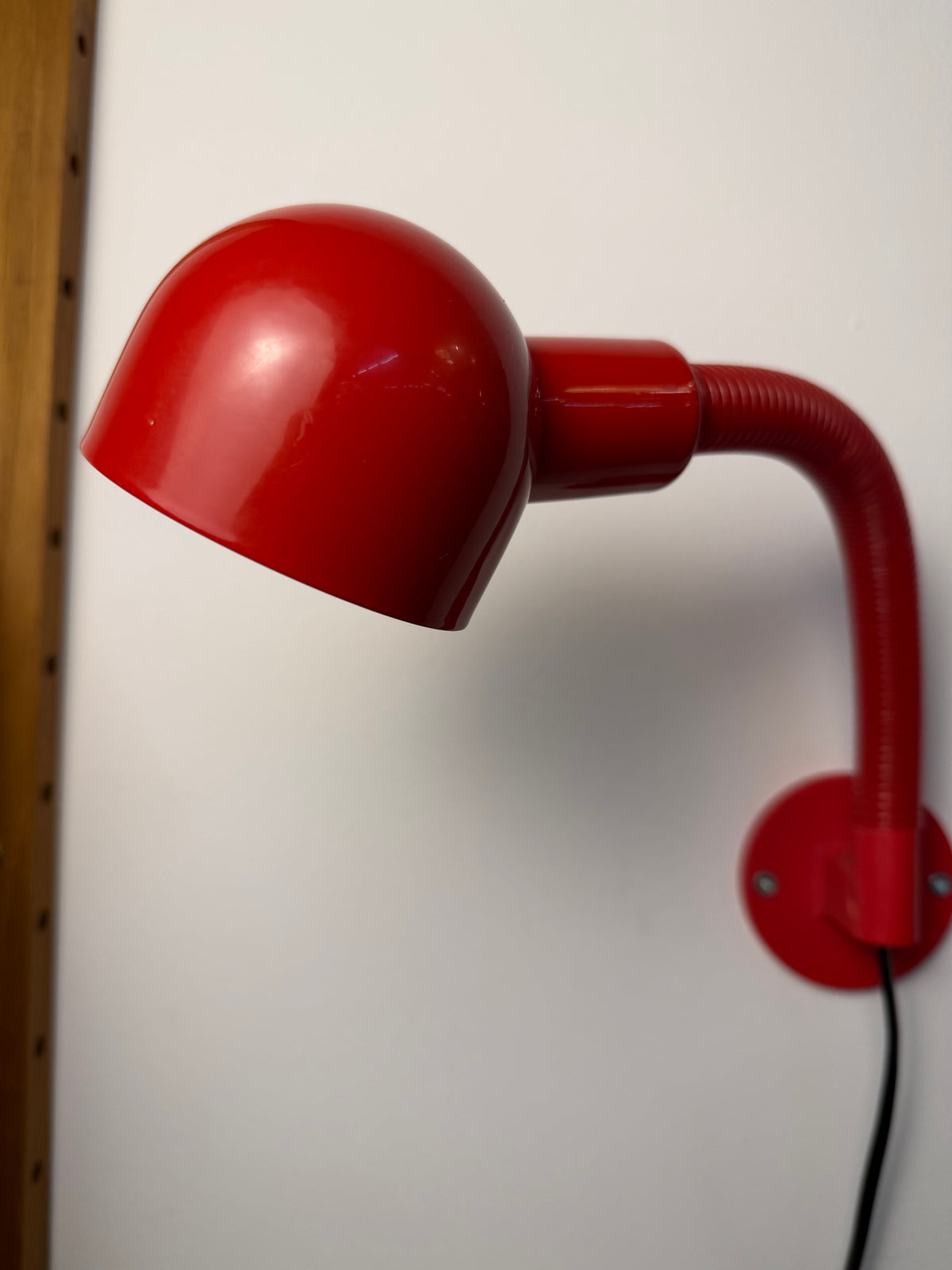 Wandlampe rot von Laoni
