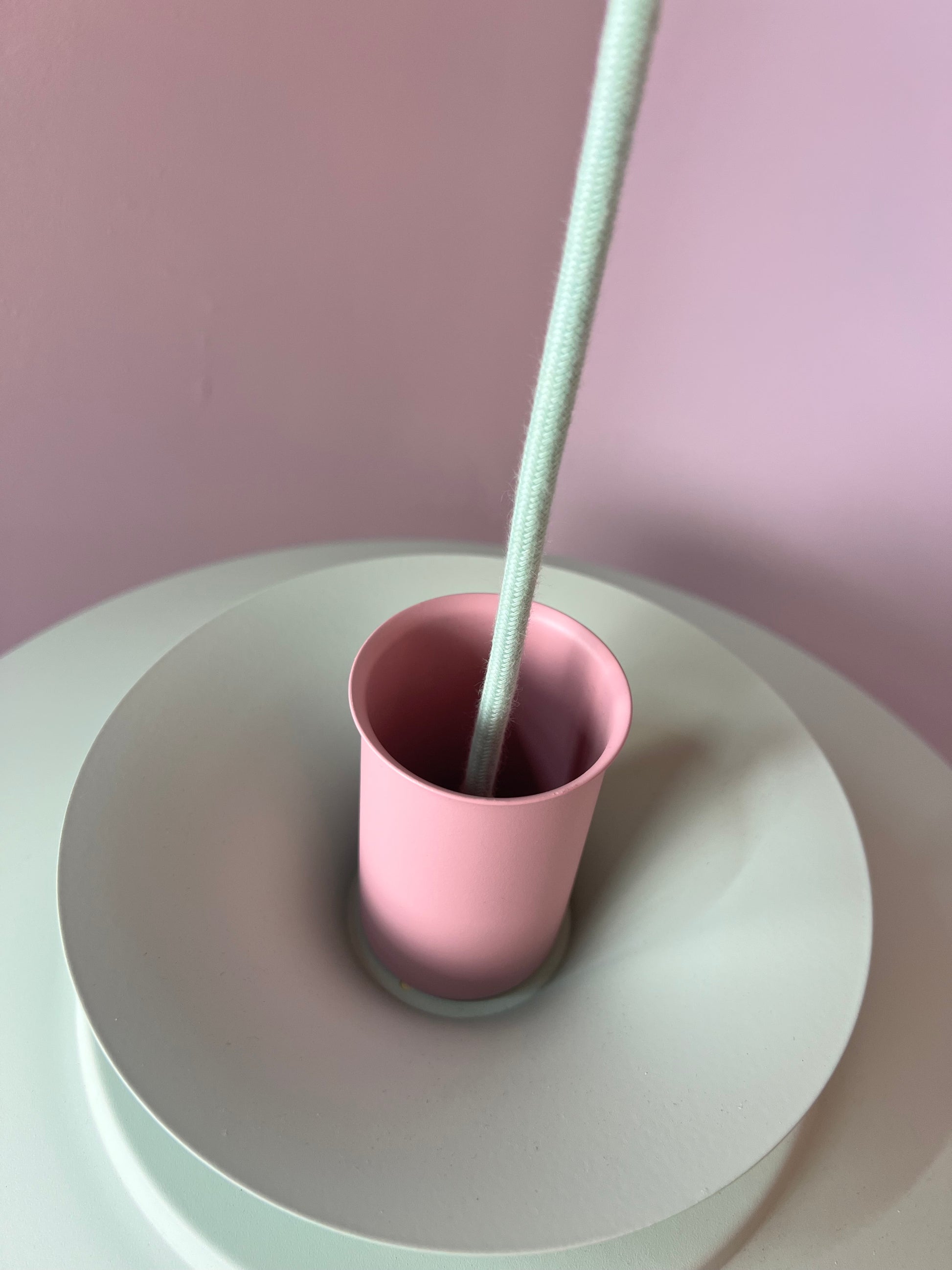 Lamellenlampe neu lackiert mint rosa