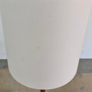 Stehlampe Teak mit Seidenschirm aus Dänemark