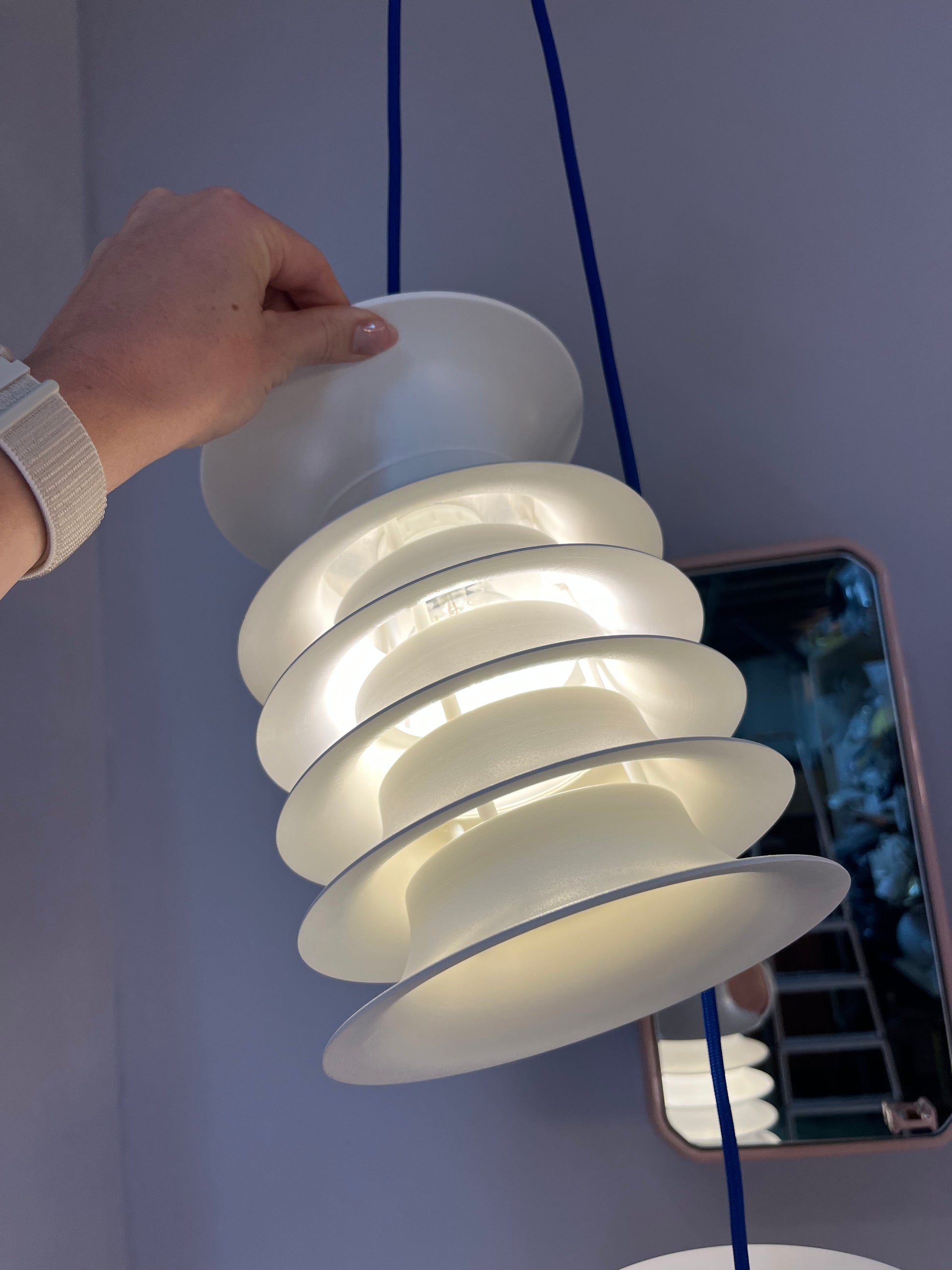 Lamellenlampe Strini weiß Kunststoff