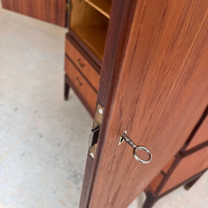 Büroschrank Teak mit Schloss aus Dänemark