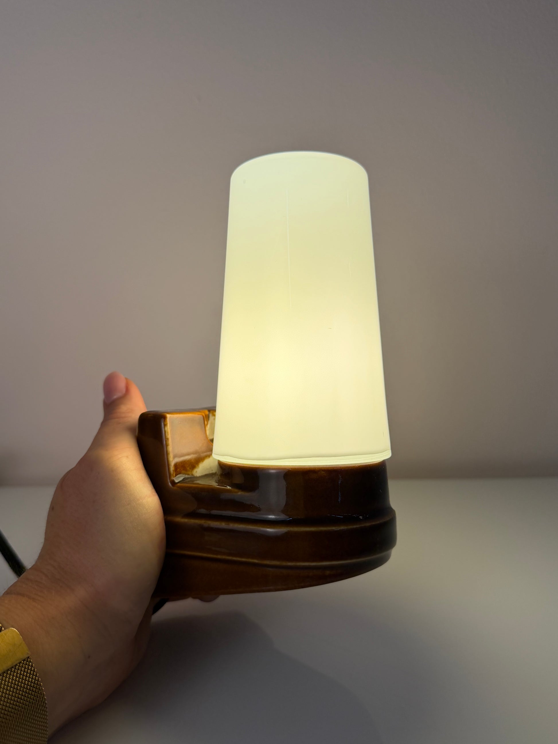 Wandlampe Modell 6080 braun von Sigvard Bernadotte für Ifö